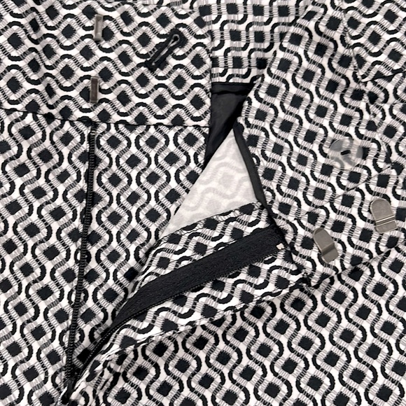 Coldwater Creek Capri Pants, Size 16 - Picture 10 of 10